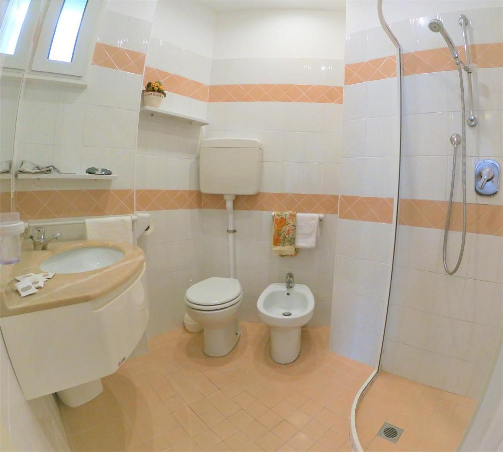 Hotel Holland Rimini Ngoại thất bức ảnh
